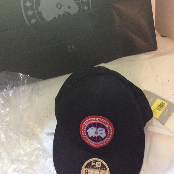 Canada goose New Era cap - Picture 10 of 13